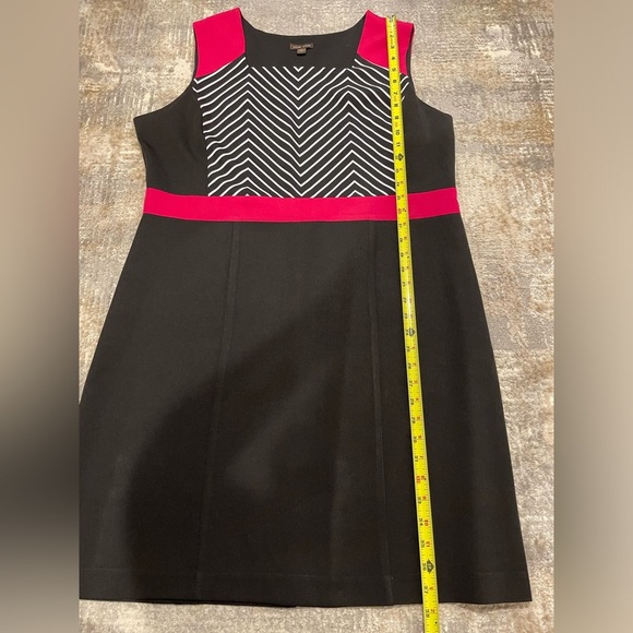 VOIR VOIR Pink Chevron Black & White Sheath Dress Professional Career Size 16 - Picture 4 of 12